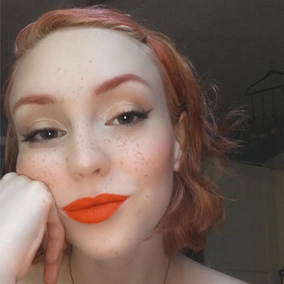 Meet your Posher, Charlcie🦋 - Picture 1 of 1